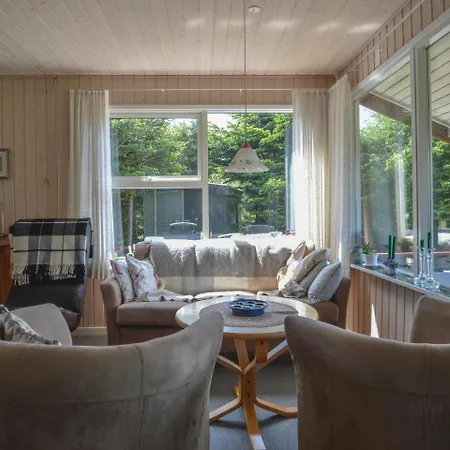 Two-bedroom Holiday In Logstor *